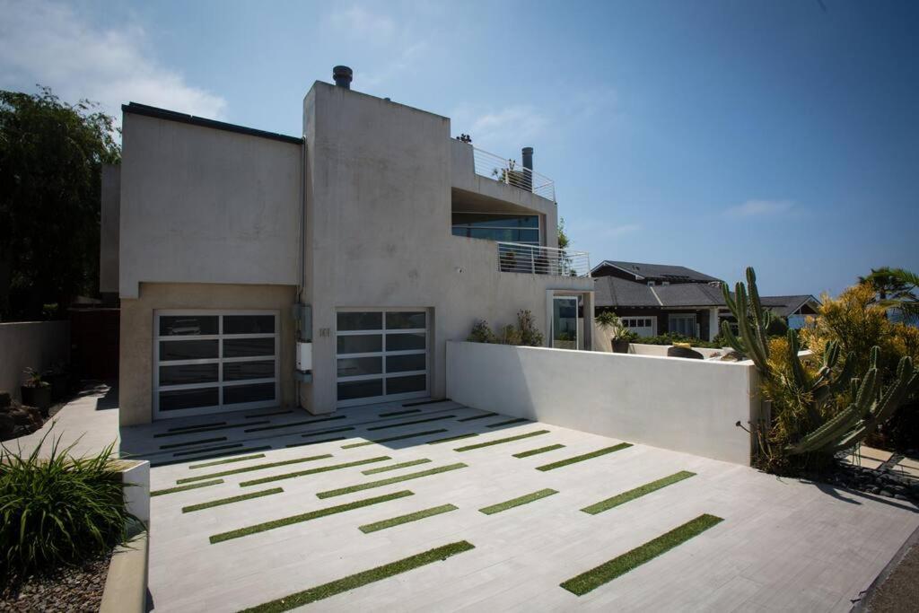 Amazing Views! Walk To The Beach! Pool And Spa! * San Diego