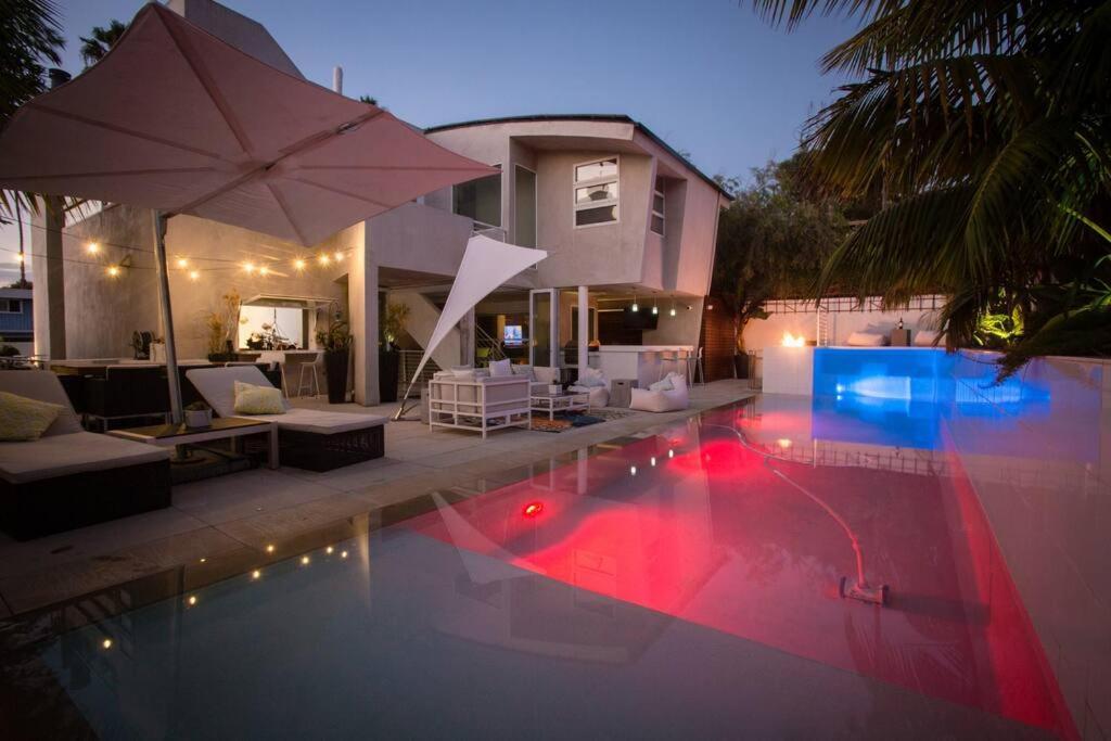 Amazing Views! Walk To The Beach! Pool And Spa! Villa San Diego
